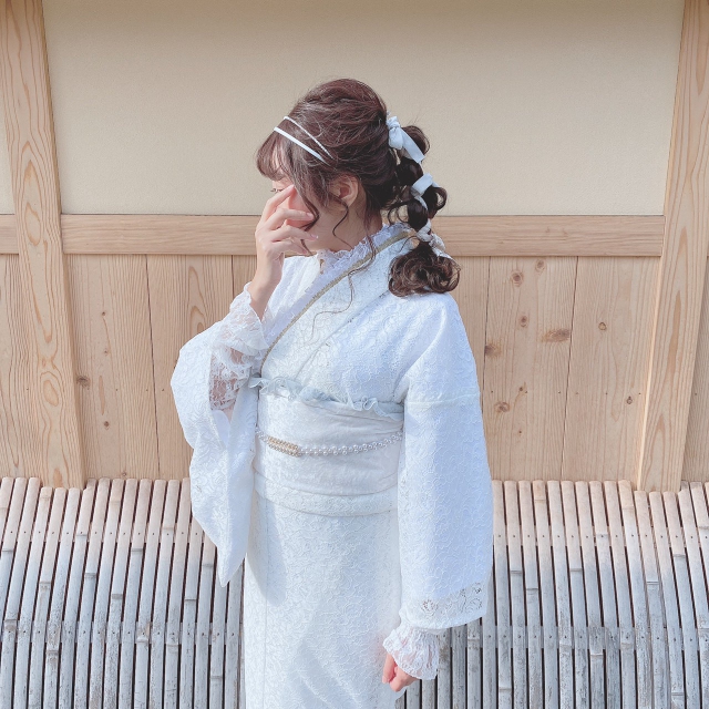 京都祇園屋の白いレース着物